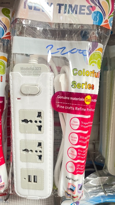 Extension cord / Power strip