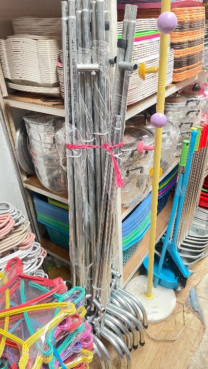 Clothing rack for drying